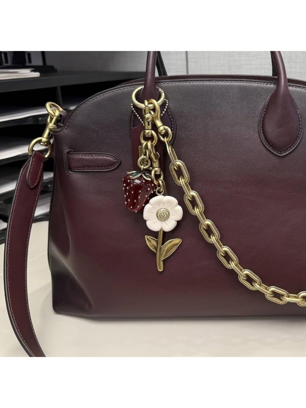 Chic Purse Charm Keychain for Women | Stylish Bag Accessory & Gift Idea - Picture 2 of 5